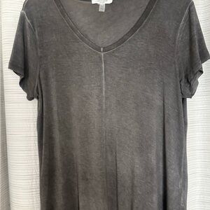 Cable & Gauge Charcoal V-Neck Tee